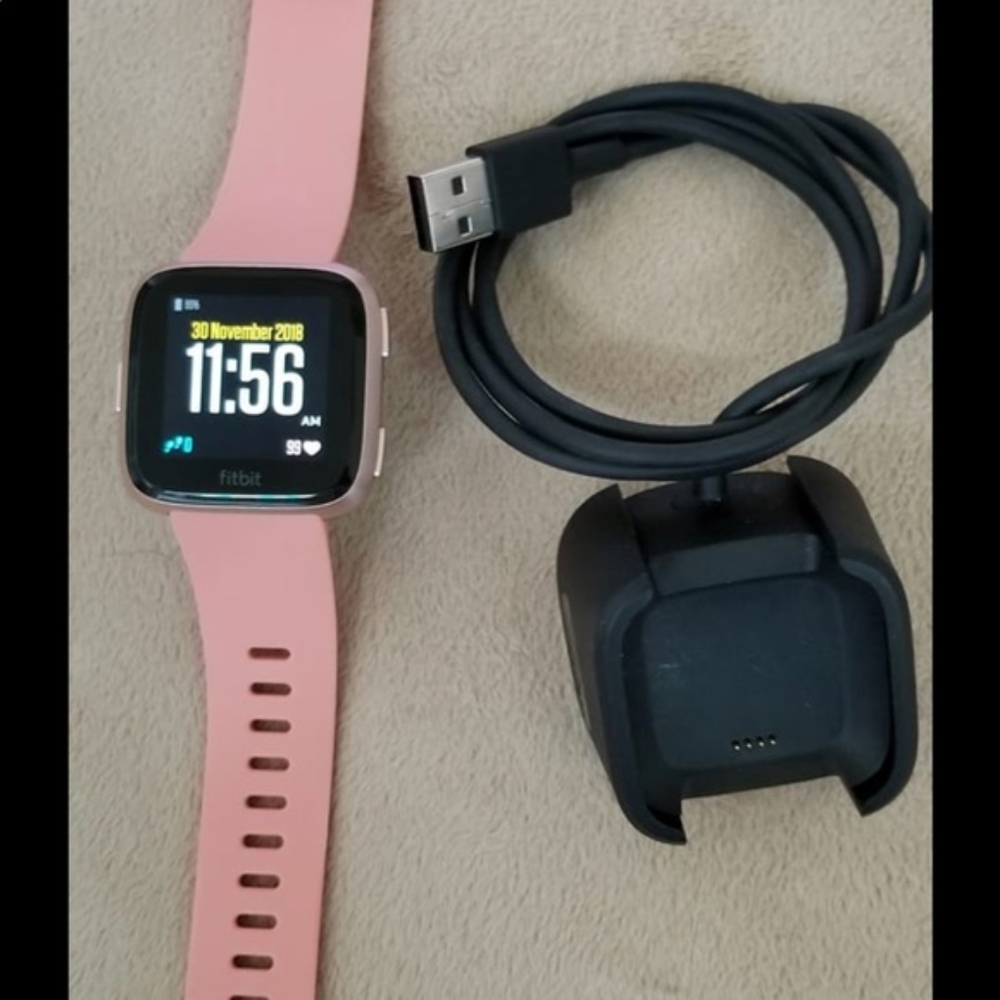 Fit bit versa - Picture 3 of 3
